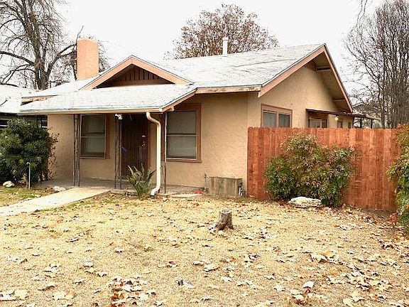 3rd image of 1006 N Farris Ave