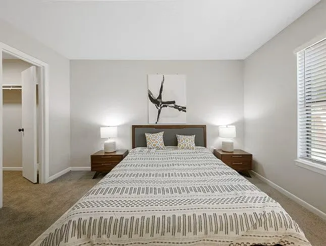 3300 N Ingle Pl — Photo 28