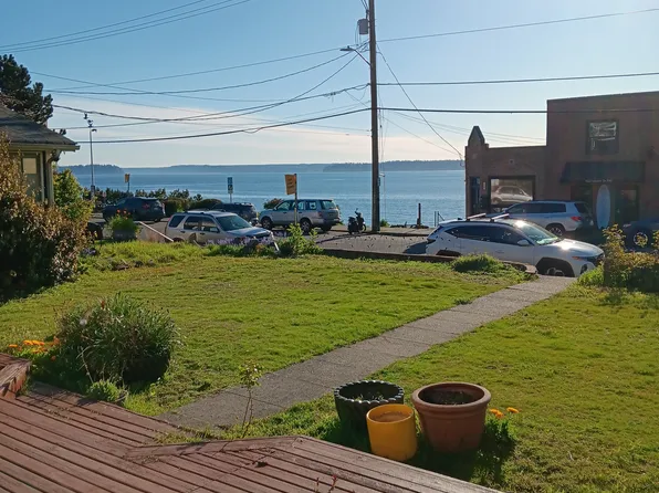 4024 Beach Dr SW, Seattle, WA 98116