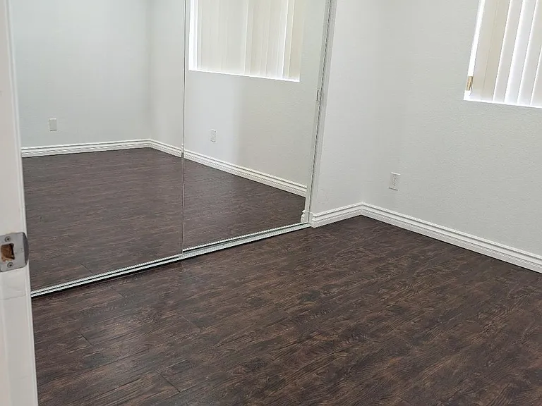 511 E Palmer Ave #14 — Photo 21