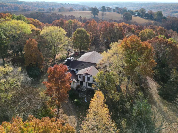 206 Cave Springs Road, Galena, MO 65656