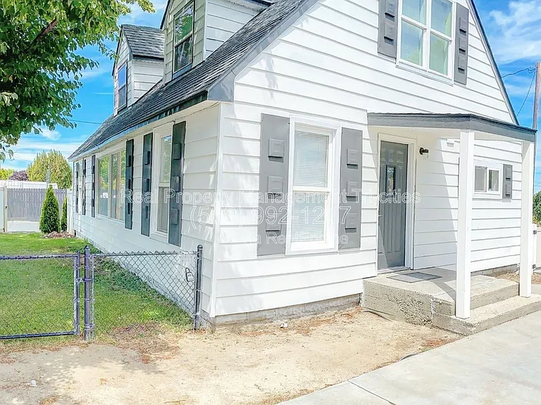 717 S Union St — Photo 1