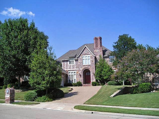 1st image of 2713 Halifax Ct