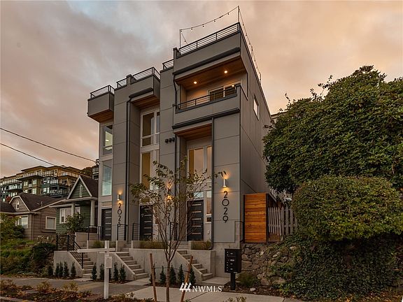 3rd image of 2029 Dexter Ave N