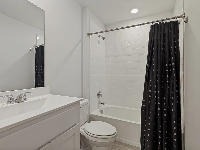 9509 Doverglen Dr — Photo 10