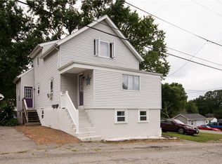 79 Canonicus St, Tiverton, RI 02878