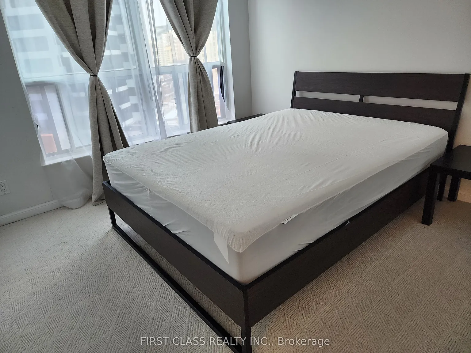 2 bed, $2,850 — Photo 3