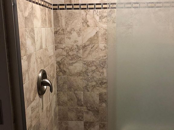 3rd image of 51 Sunset Ln