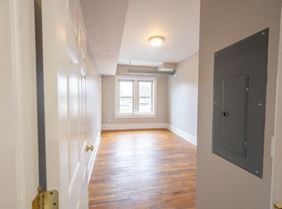 638 Fulton St W #201, Grand Rapids, MI 49504