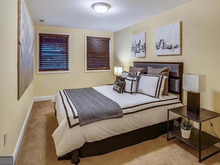1462 Spring Rd NW #B — Photo 17