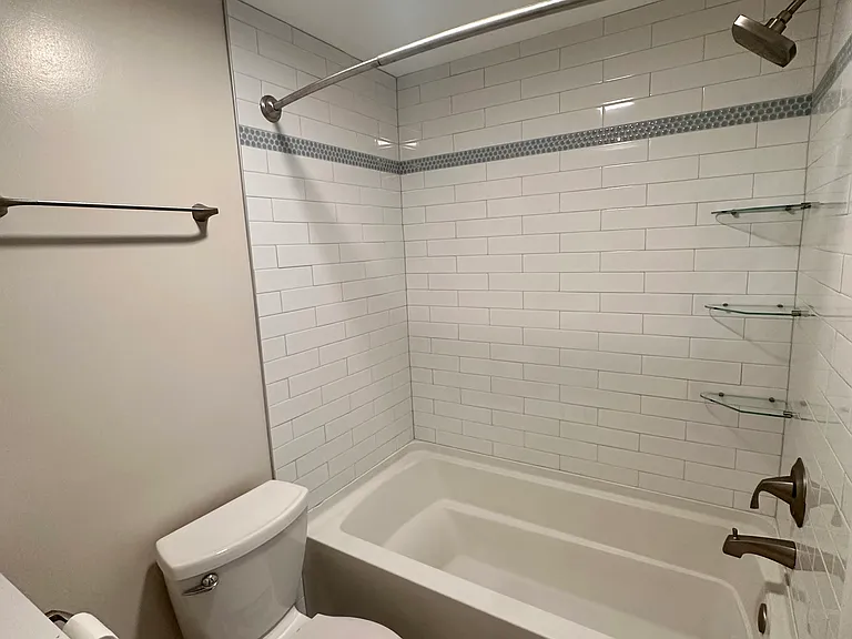 1071 Lancaster Blvd #12 — Photo 10