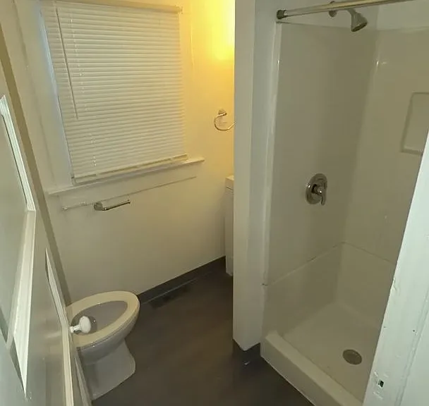 487 Sherman St — Photo 3