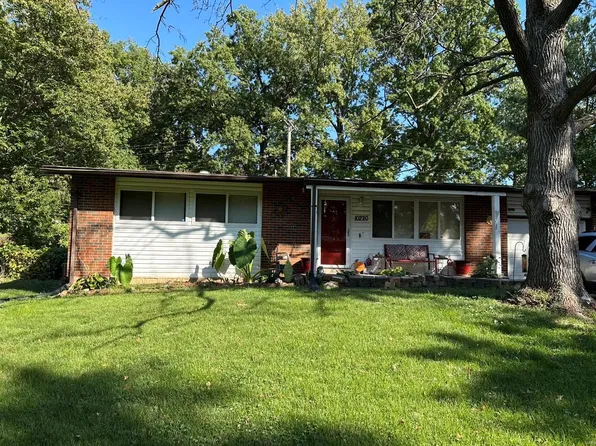 10220 Doane Dr, Saint Louis, MO 63136