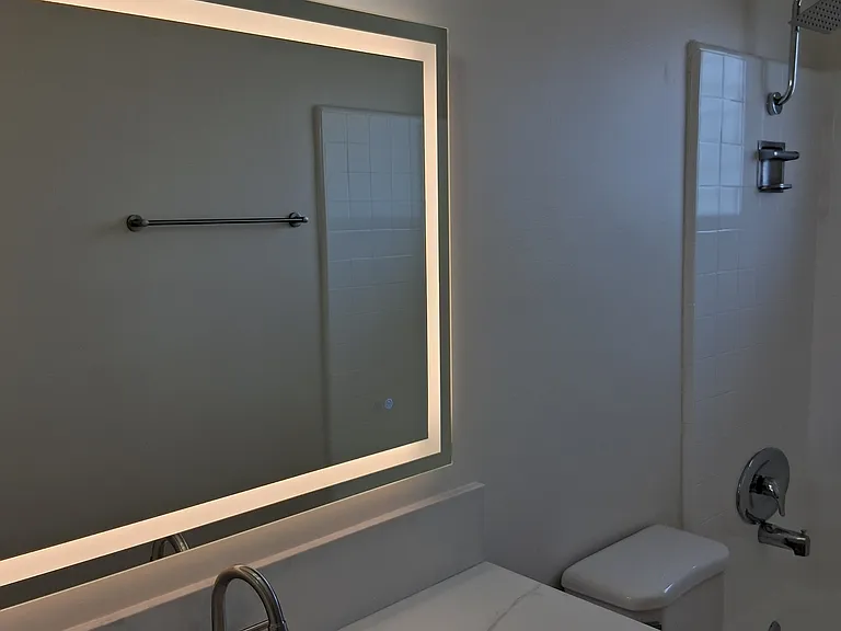 7245 Franklin Avenue — Photo 6
