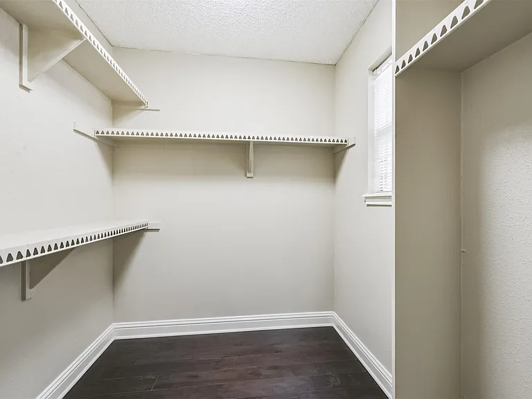 14111 Misty Meadow Ln — Photo 30