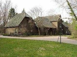 2584 Olde Brookside Dr, Toledo, OH 43615