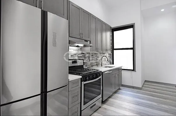 Rented by Coda Real Estate NYC | media 40