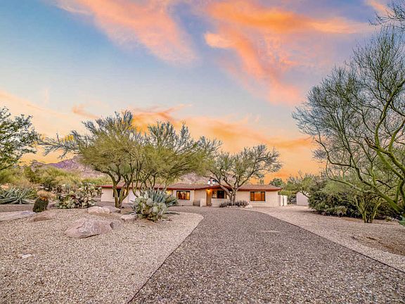 3rd image of 9010 N Shadow Mountain Dr