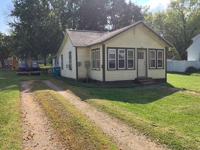 706 4th Ave SE, Waseca, MN, 56093