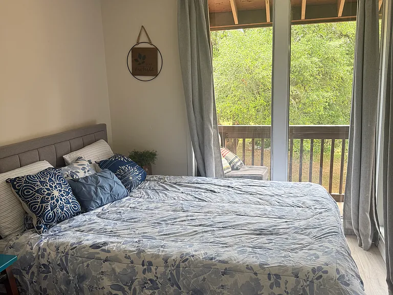 218 Lakeside Villa — Photo 15
