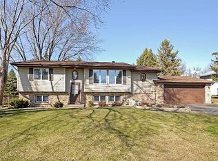 7300 112th Ave N, Champlin, MN 55316