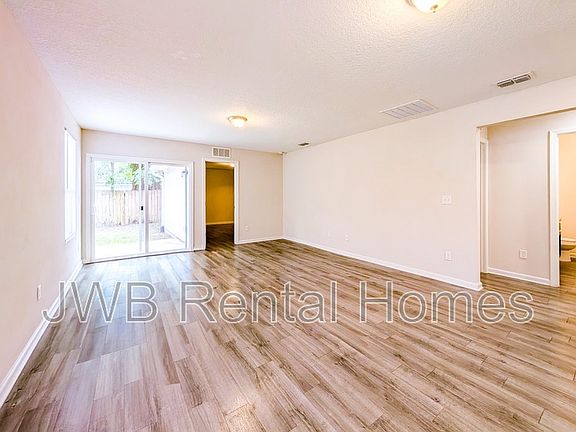 4th image of 8000 Dandy Ave