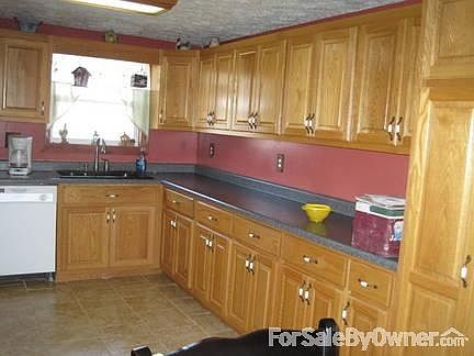 lots of oak cabinets.