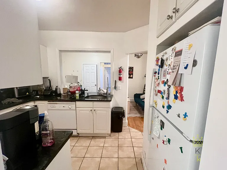62 Egmont St #1 — Photo 8