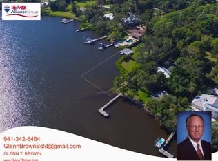 114 Amalfie Rd, Nokomis, FL 34275