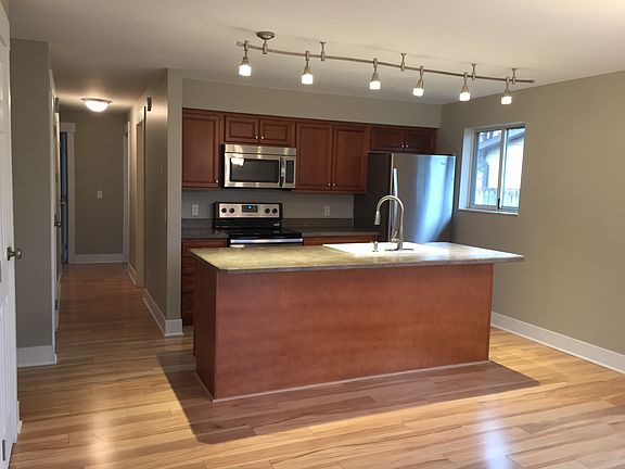 5th image of 4583 Wintergreen Dr S