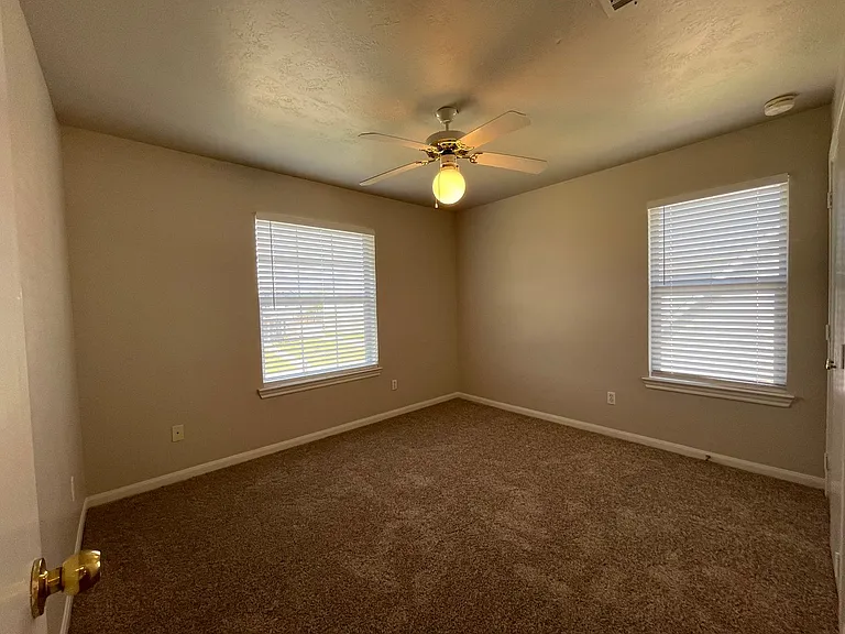 2405 Pintail Loop — Photo 11