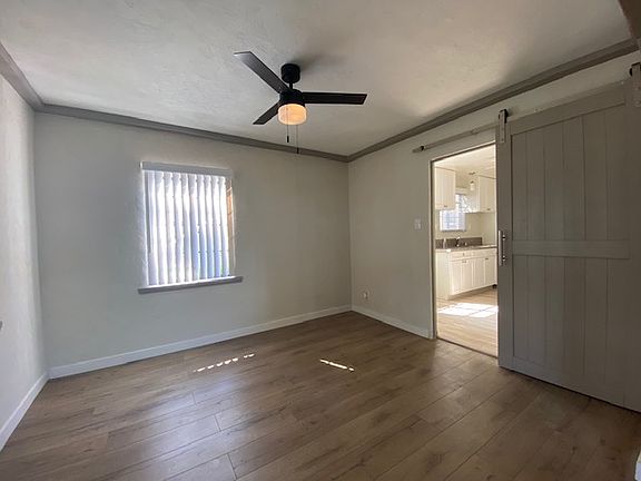 4th image of 2493 Cedar Ave #Cedar2493
