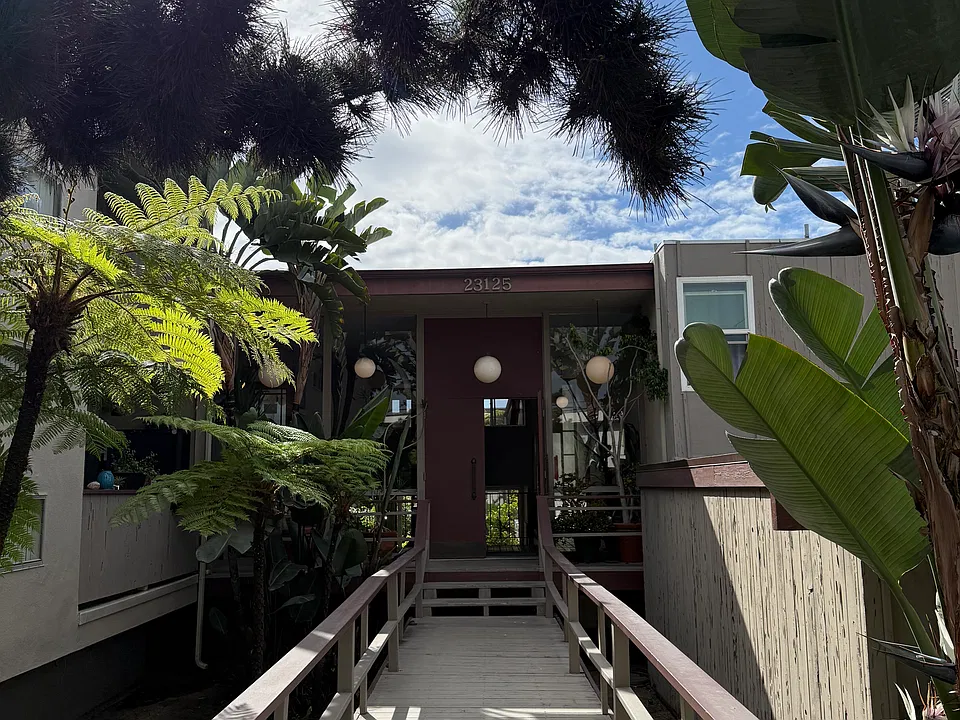 Spencer Apartments LLC