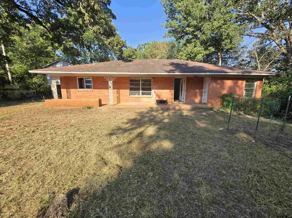 496 W Blackbourn St, Hawkins, TX 75765