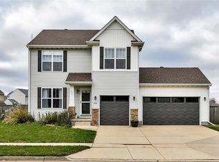 3404 Maple Dr SW, Bondurant, IA 50035