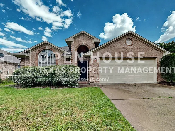 8705 Sunset Trace Dr, Fort Worth, TX 76244
