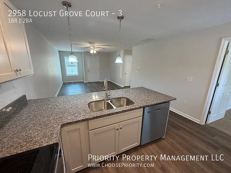 2958 Locust Grove Ct #3 — Photo 8