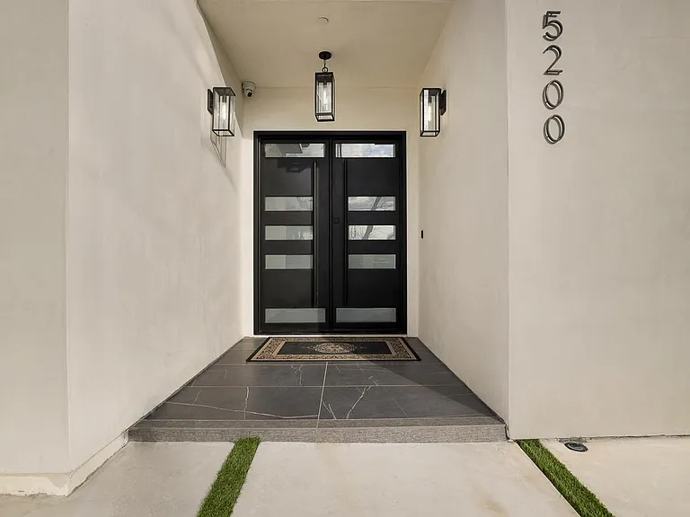 5202 Avenida Oriente — Photo 46