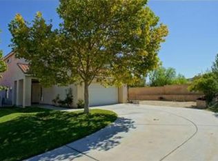 25924 San Clemente Dr, Newhall, CA 91321