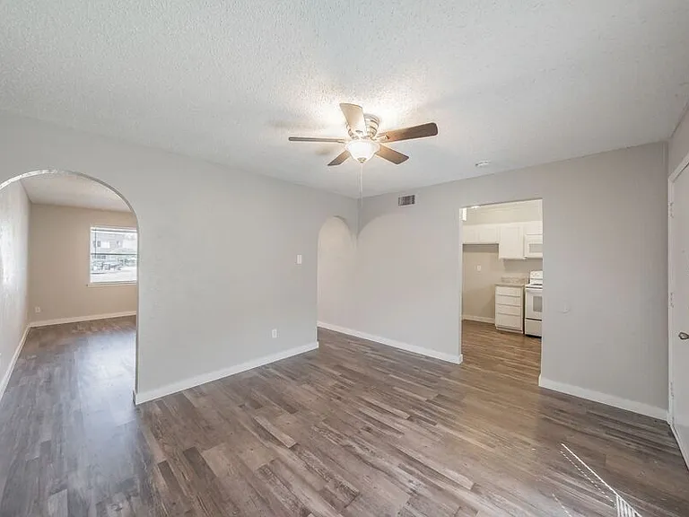 1774 Belshire Ct — Photo 6
