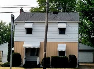 326 E 38th St, Erie, PA 16504