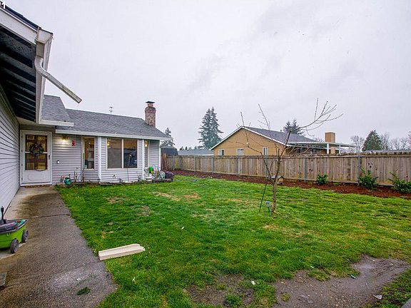 2nd image of 7505 NE 126th Ct