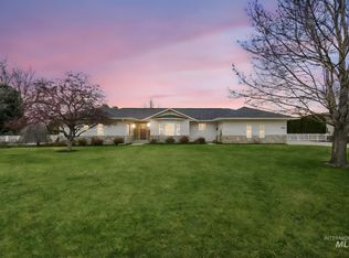 12068 W Gamekeeper Dr, Kuna, ID 83634