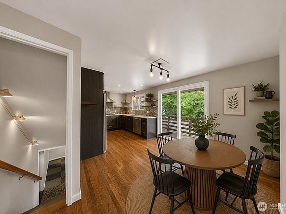 4th image of 3918 S Avenue