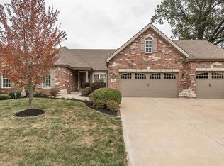 326 Quail Hollow Dr, O'Fallon, MO 63368