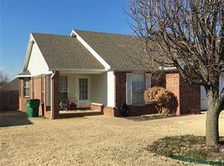 2500 Orchard St, Springdale, AR 72764