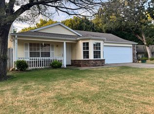2992 W Wildflower St, Fayetteville, AR 72704