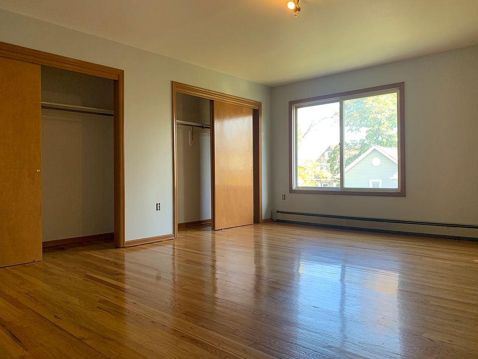 2nd image of 13 Euclid Ave #1