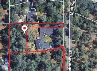 1702/1720 McKinney Ln, Redding, CA 96003