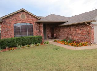 452 Waterfront Dr, Norman, OK 73071